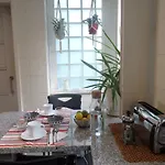Ana's بورتو